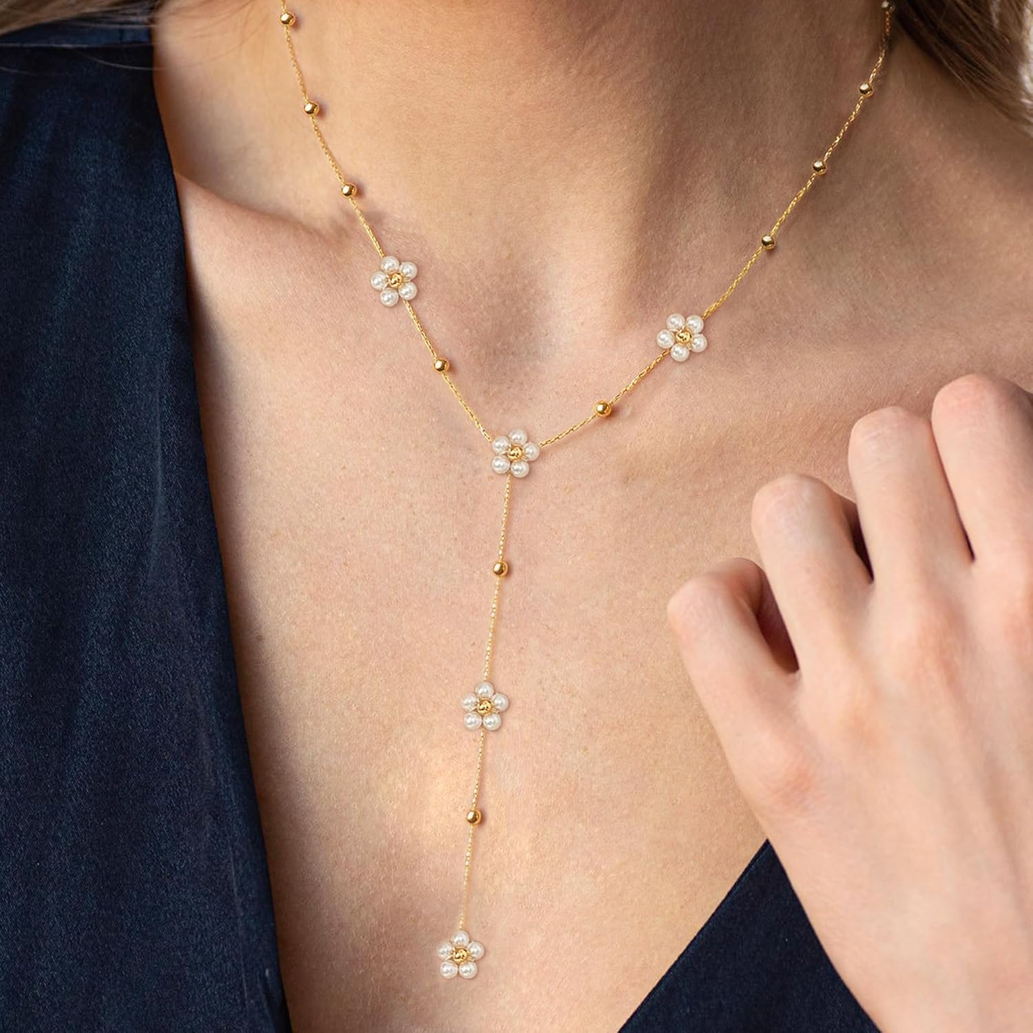 Pearl Necklaces for Women, Daisy Pearls Choker for Women'S Pearl Strand Necklaces as Valentines Day Gifts for Teens, Silver Daisy Birthday Gifts 3 Pearls White Necklace as Bridesmaid Gifts